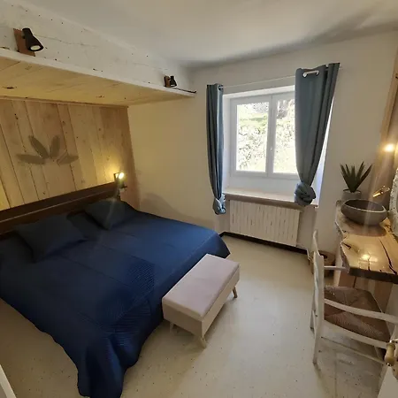 Domaine Du Mas Bresson 26 Personnes * Dourbies
