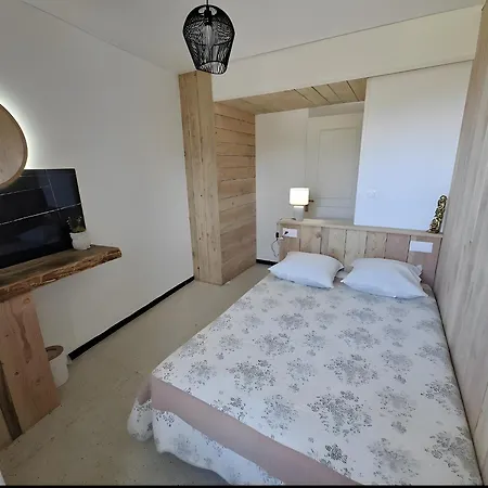 Domaine Du Mas Bresson 26 Personnes Ferienhaus Dourbies